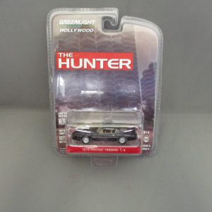 Greenlight Hollywood 1:64 The Hunter 1979 Pontiac Firebird T/A