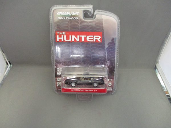 Greenlight Hollywood 1:64 The Hunter 1979 Pontiac Firebird T/A