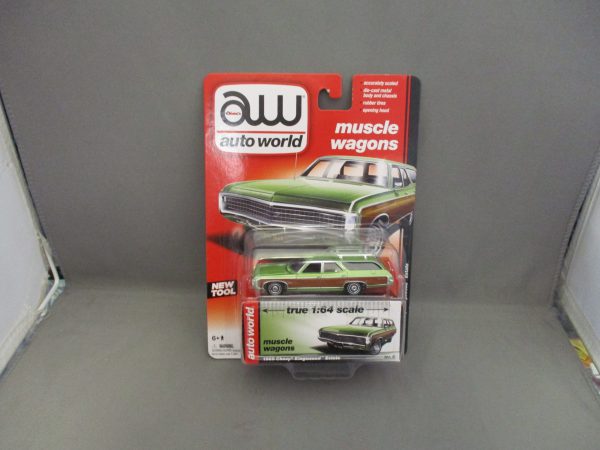 Auto World Muscle Wagons 1969 Chevy Kingswood Estate Green