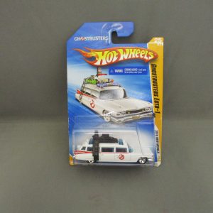 Hot Wheels 2010 New Models #25 Ghostbusters Ecto -1