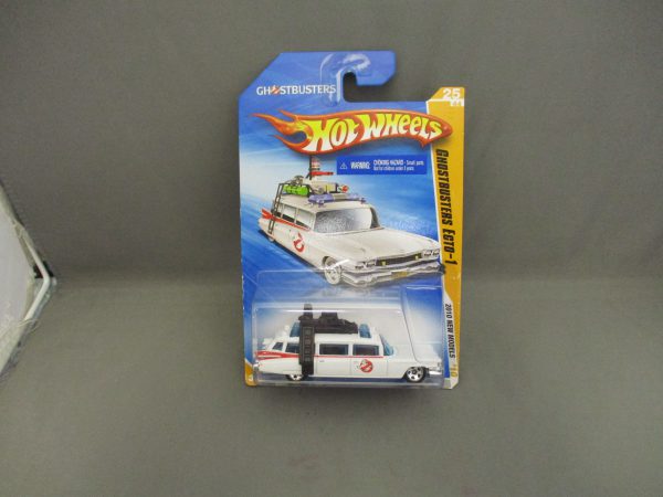 Hot Wheels 2010 New Models #25 Ghostbusters Ecto -1