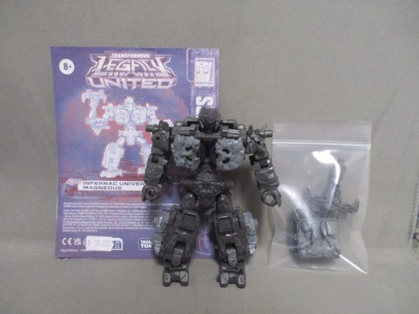 TFS Legacy United Infernac Universe Magneous