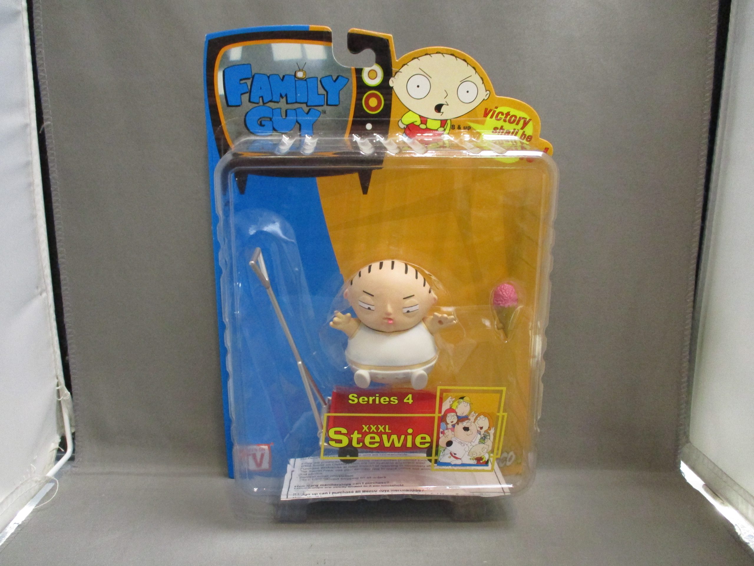 Mezco Family Guy Series 4 XXXL Stewie Crowemag Toys Mezco Family Guy Series 4 XXXL Stewie Crowemag Toys