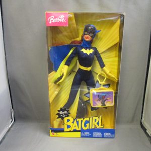 2003 DC Barbie as Batgirl #B5835