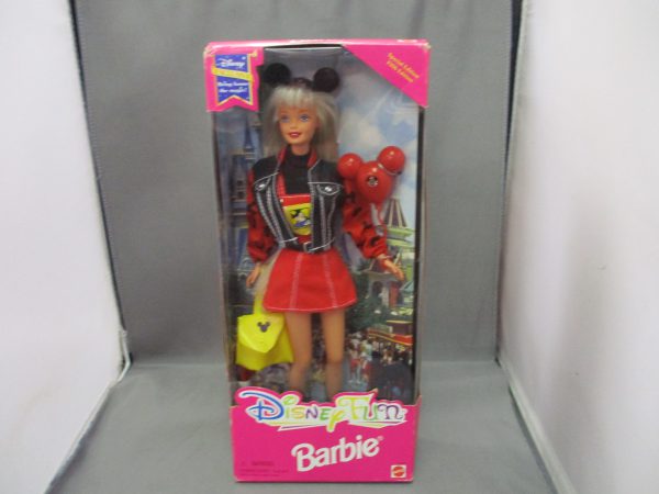 1997 Disney Fun Barbie #18970