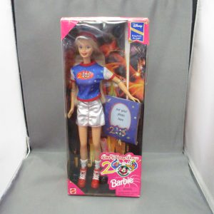 1998 Walt Disney World 2000 Barbie #22939