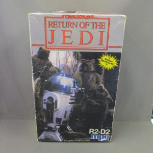 Star Wars Return of the Jedi R2D2 6" Scale Model Kit MPC