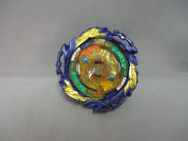 Beyblade Quaddrive Vanish Fafnir F7