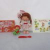 Kenner Strawberry Shortcake W/ Strawberry Kin W/ Box