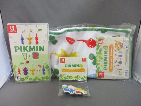 Nintendo Switch Pikmin 1+2 And Accessories