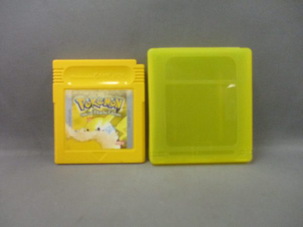 Nintendo Gameboy Pokemon Special Pikachu Edition