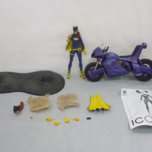 Dc Icons Batgirl Of Burnside