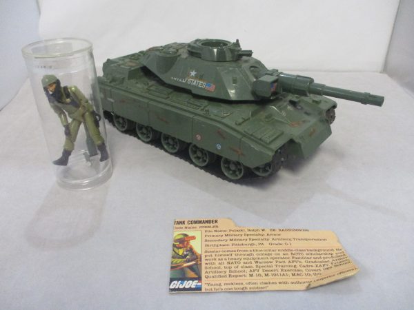 G.I. Joe Mobat (Motorized Battle Tank) with Steeler
