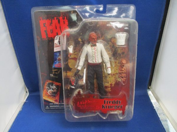 Mezco Cinema Of Fear Freddy Krueger
