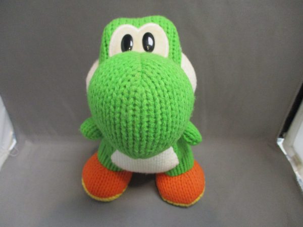 Amiibo Yoshi's Woolly World Series Mega Yarn Yoshi