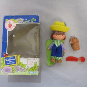 Kenner Strawberry Shortcake Huckleberry Pie with Pupcake