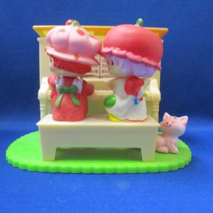 Kenner Strawberry Shortcake Music Box