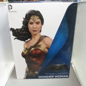 DC Collectibles Batman v Superman Dawn of Justice Wonder Woman Statue