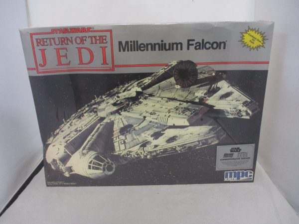 ERTL Return of the Jedi Millennium Falcon Model Kit Commemorative Edition