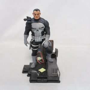 Diamond Select Gallery Punisher PVC Statue
