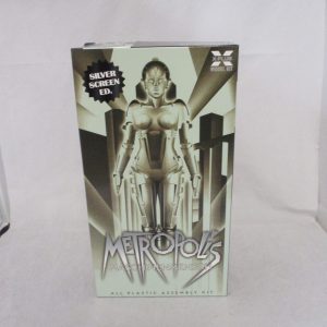 X-Plus Model kit Metropolis Maschinenmensch