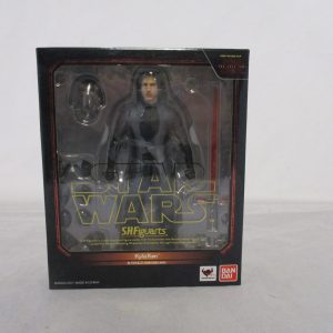SH Figuarts Kylo Ren TLJ