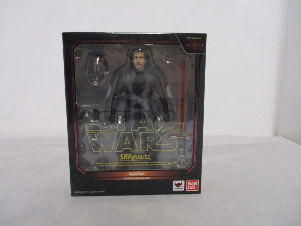 SH Figuarts Kylo Ren TLJ