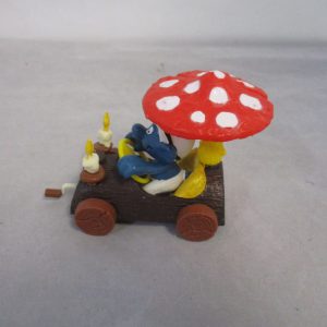 Schleich Smurfs Smurf in Log Car