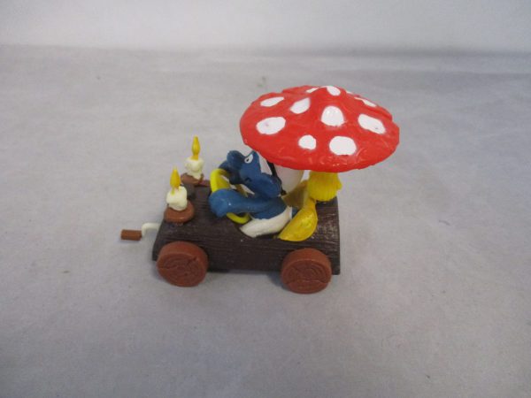 Schleich Smurfs Smurf in Log Car
