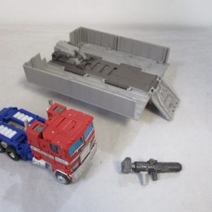WFC Earthrise Optimus Prime