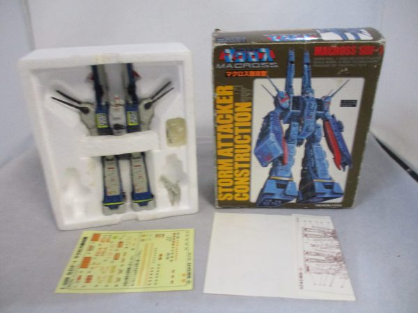 Macross SDF-1 Storm Attacker Construction