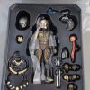 Mezco One:12 Collective: Predator Jungle Hunter