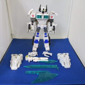Combiner Wars Battle Core Optimus Prime W/ Primo Prafectus Upgrade Kit