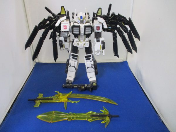 Combiner Wars Battle Core Optimus Prime W/ Primo Nemein Upgrade Kit