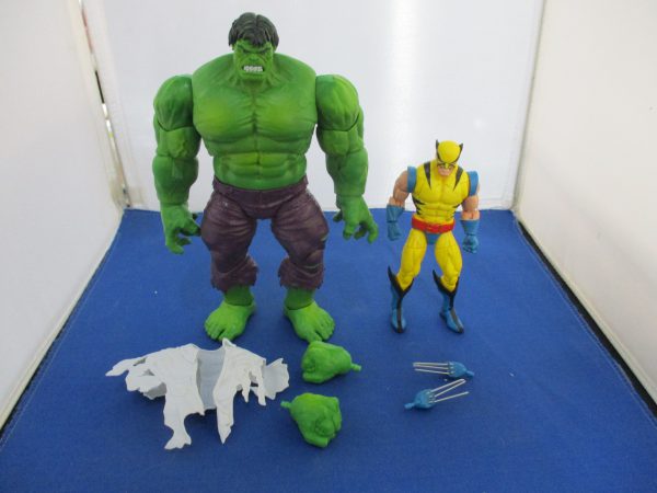 Marvel Legends 80 Years Wolverine and Hulk #181 Two Pack