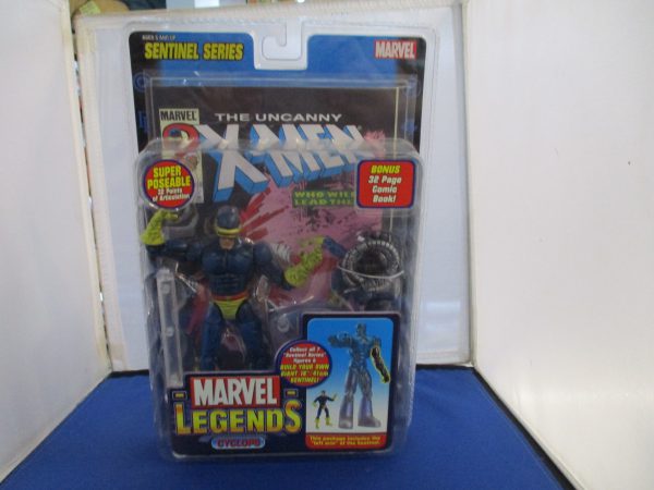 Toybiz Marvel Legends Sentinel Series Cyclops