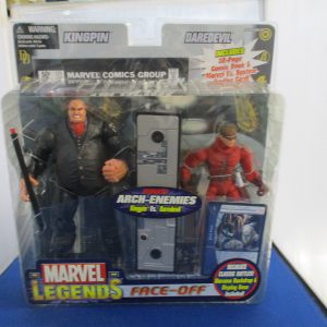 ToyBiz Legends Face-Off Kingpin vs Daredevil