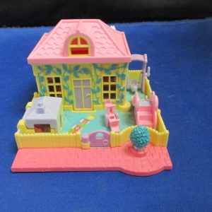 Polly Pocket 1994 Nursery School