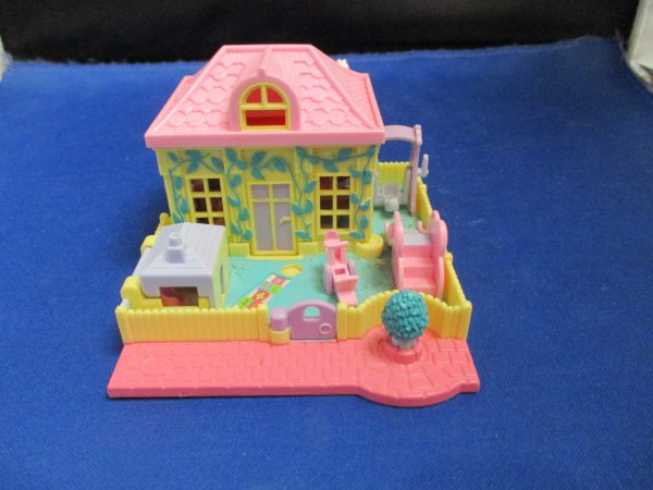 Polly Pocket 1994 Nursery School