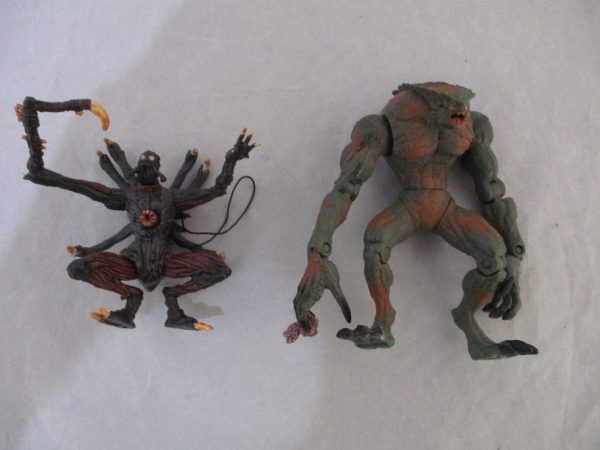 Toybiz Resident Evil Hunter & Chimera