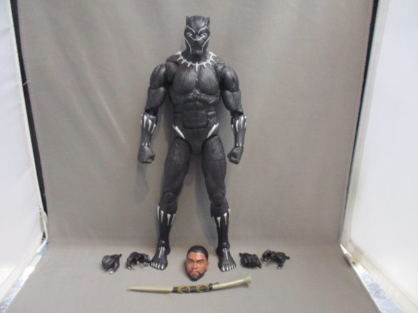 Marvel Legends 12" Black Panther