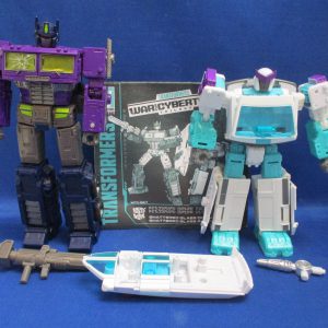 Generations WFC Shattered Glass Optimus Prime & Ratchet
