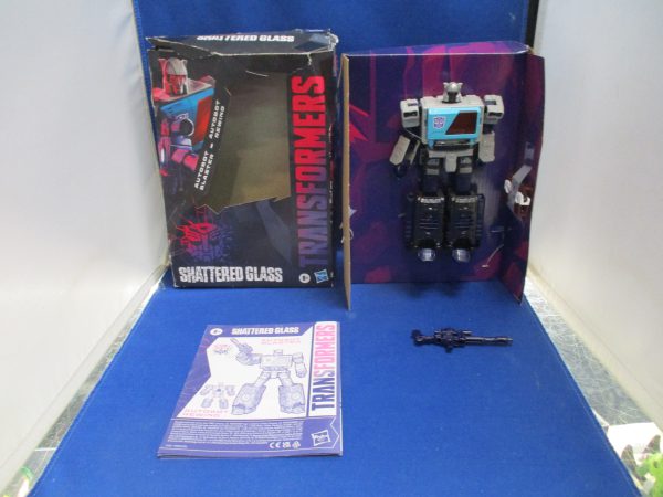 Generations Shattered Glass Blaster and Rewind