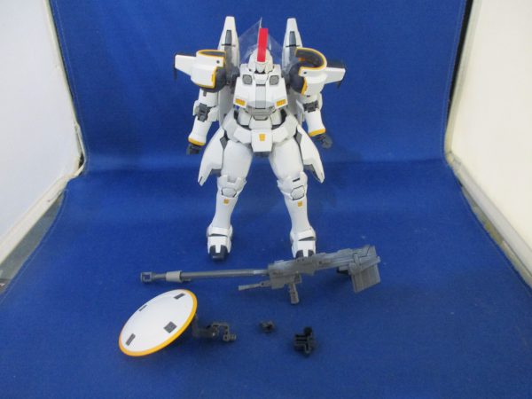 Mobile Suit Gundam Wing Endless Waltz Tallgeese 1/144 Scale Model Kit