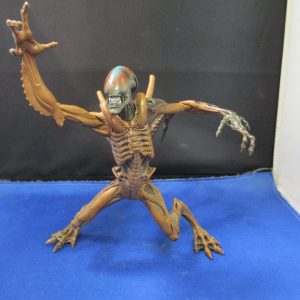 Hasbro Alien Resurrection Warrior Alien