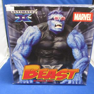 Diamond Select 2003 Marvel Ultimate X-Men Beast Statue
