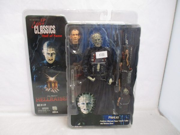 Neca Cult Classics Pinhead (hellraiser)