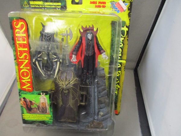 McFarlane's Monsters Dracula playset