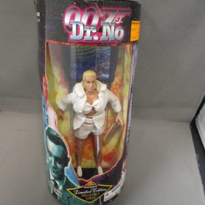 Exclusive Premier 8" James Bond Honey Ryder