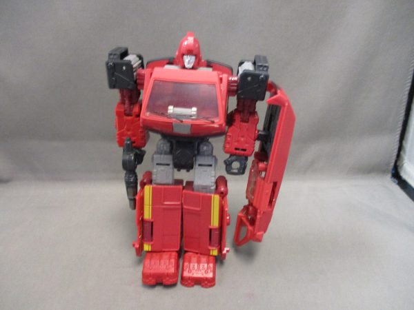 Transformers WFC Earthrise Ironhide